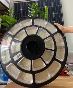 Den nang luong mat troi ufo 1000w